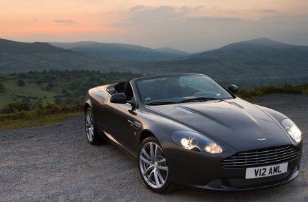 DB9